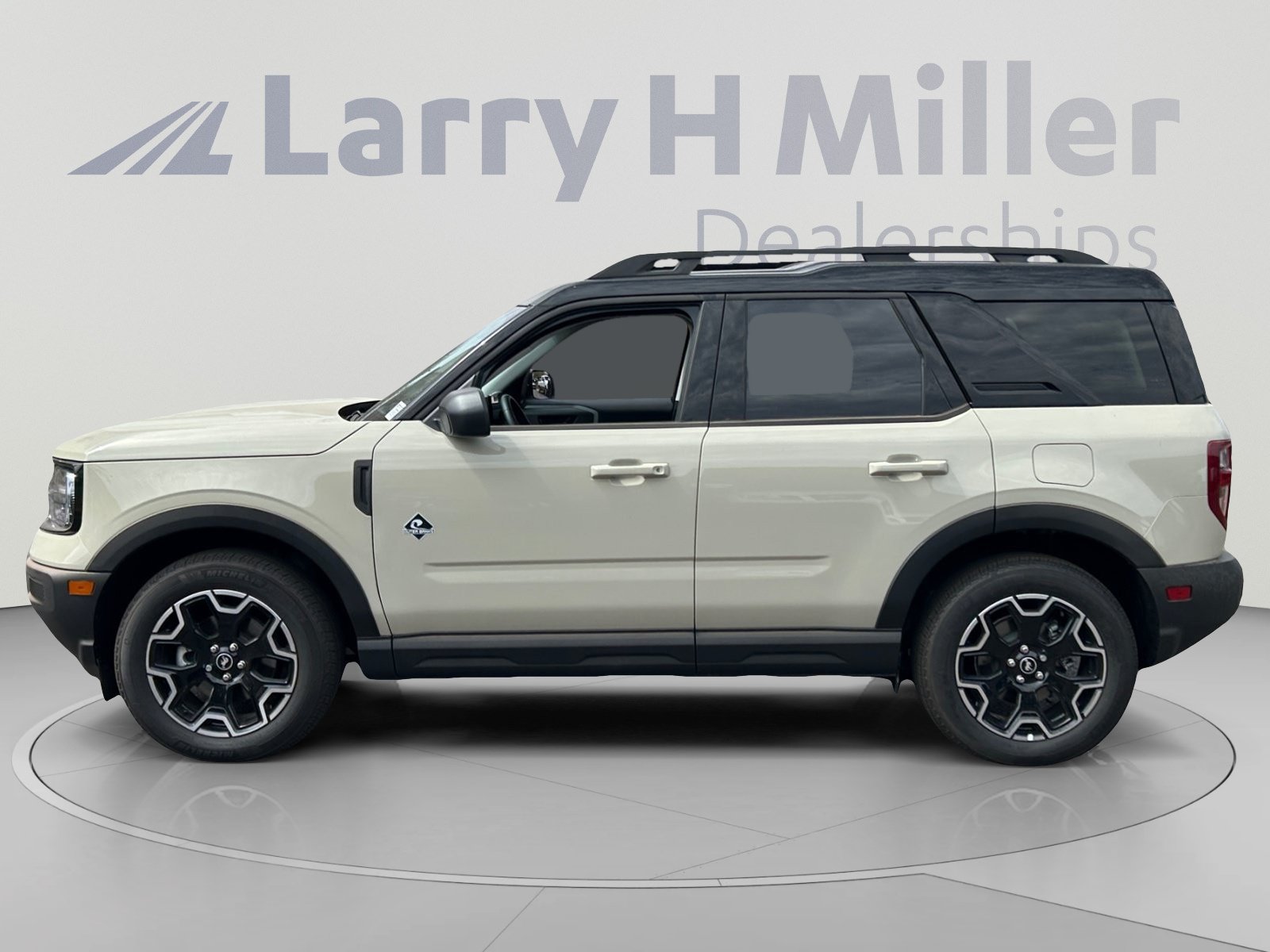 ford bronco sport 2025 3FMCR9CN8SRF85052 image ford bronco sport 2025 3FMCR9CN8SRF85052 image